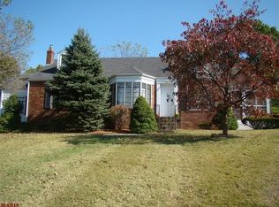 9830 Antonia Dr, Saint Louis, MO 63123