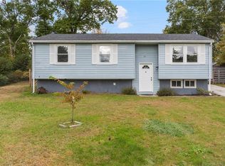 41 N River Ln, Killingly, CT 06239