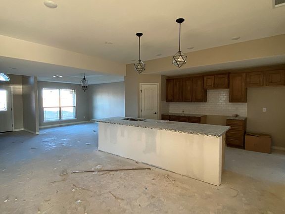 3rd image of 7410 Lamplighter Ct