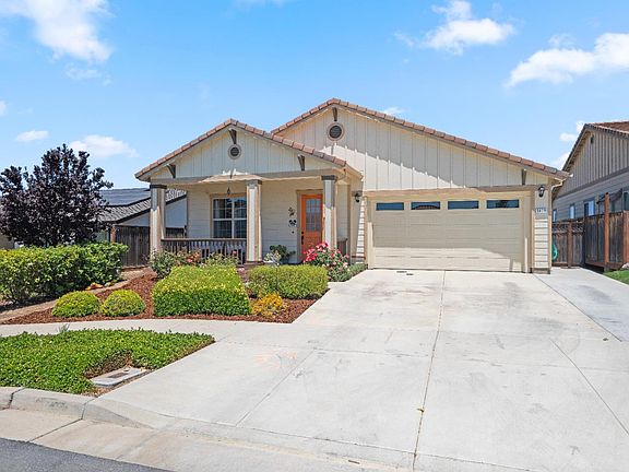 5th image of 1400 Sawtooth Dr