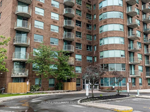 1440 Heron Rd #801, Ottawa, ON K1V 0X2