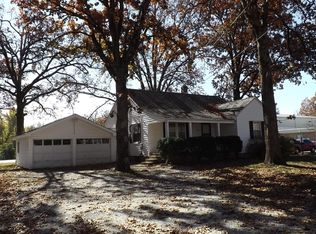 2230 E Grand St, Springfield, MO 65804