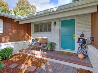 8421 Hollins Ct, Sacramento, CA 95826