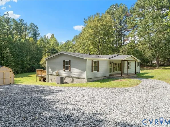115 Mount Airy Ln, Cumberland, VA 23040
