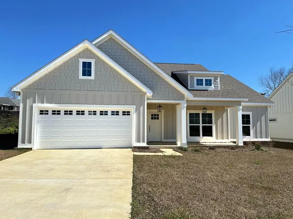 110 Leaf St, Midland City, AL 36350