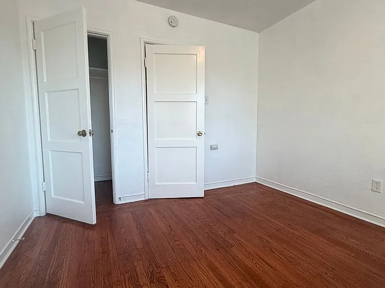 1602 Ashby Ave — Photo 5