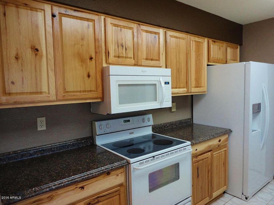 1st image of 9402 W Hidden Valley Cir N