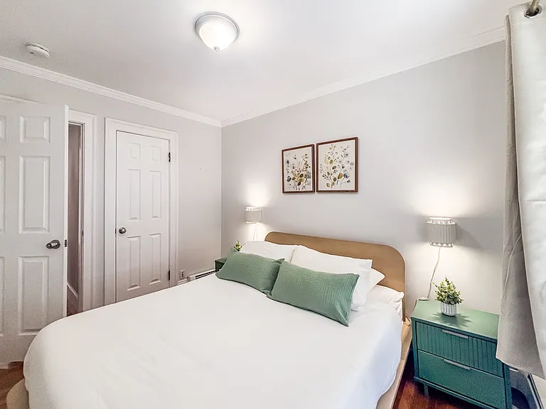 65-67 Saint James Cir #2 — Photo 16