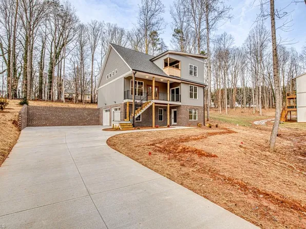 8112 Deverow Ct, Lewisville, NC 27023