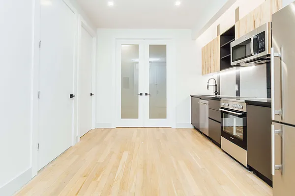 Rented by Nooklyn NYC LLC | media 3