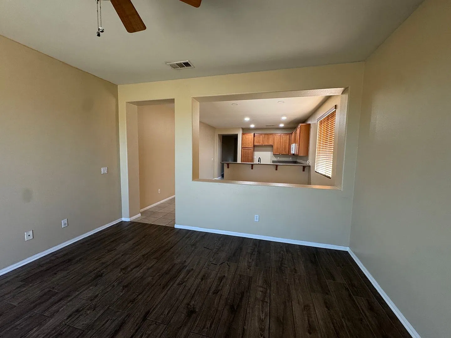 Cypress Pointe Home, 3 Bedrooms 2 Bathrooms, — Photo 1