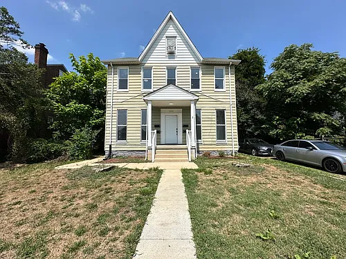 3010 White Ave #B Photo 1
