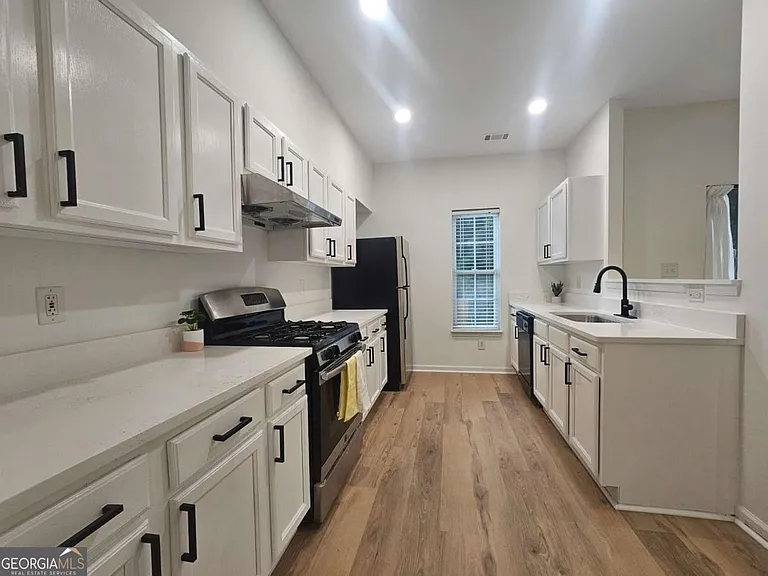 619 Kenridge Way — Photo 9