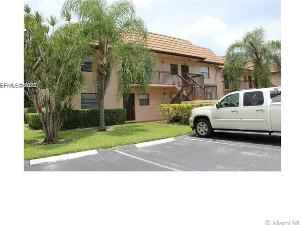 10437 NW 11th St #202, Hollywood, FL 33026