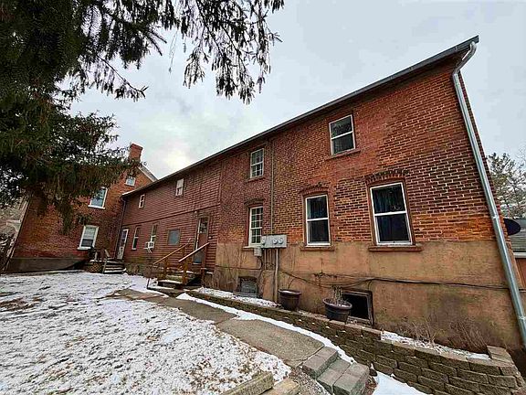 3rd image of 4304 V St