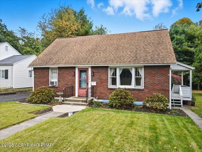 120 Stokes Ave, Stroudsburg, PA, 18360