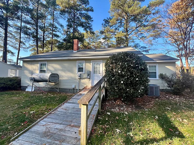 645 Rappahannock Dr — Photo 4