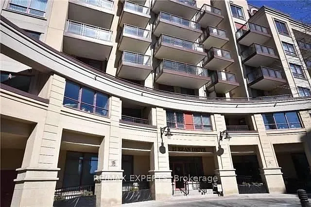 27 Rean Dr S #204 — Photo 1