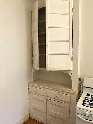 Rented by Blue Egg Realty Corp | media 38