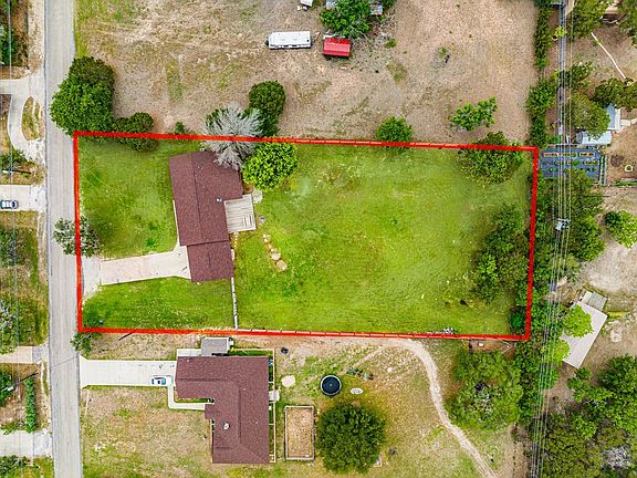3rd image of 109 Homer Dr