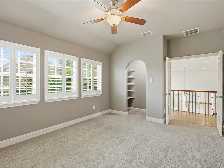 531 Sandy Ln — Photo 24