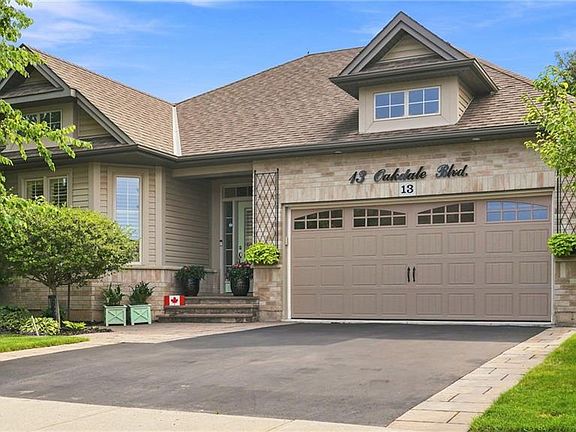2nd image of 13 Oakdale Blvd