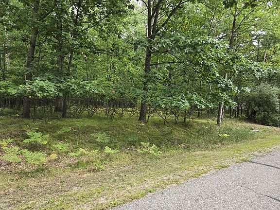 3rd image of 1009 Castle Dr Lot 88