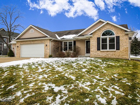 2nd image of 1594 Auburn Woods Trl