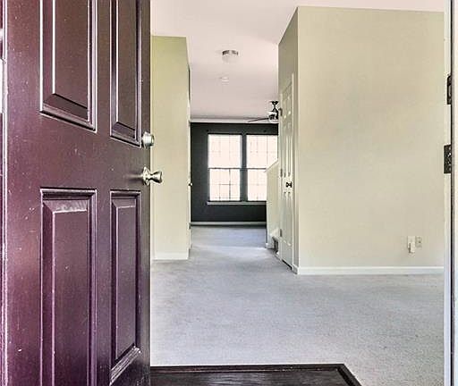 4th image of 714 Daylily Ln