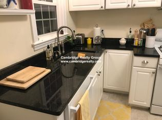 5 Garden Ct APT 5, Cambridge, MA 02138