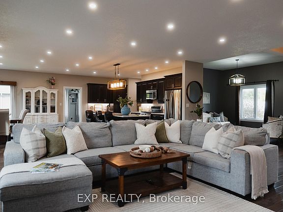3rd image of 236 Burford Delhi Townline Rd