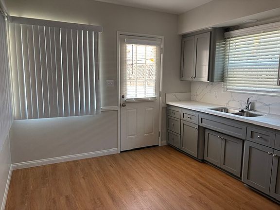 5th image of 331 W San Bernardino Rd