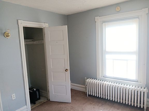 3rd image of 1401 E 5th St