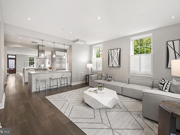 5th image of 529 N Saint Asaph St