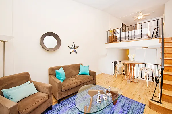 Rented by NOVO | media 43