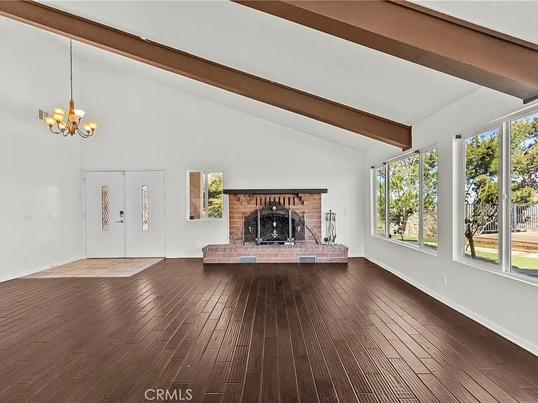 1138 Lakeview Dr — Photo 15
