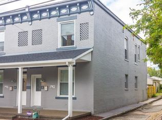 5639 Hays St, Pittsburgh, PA 15206