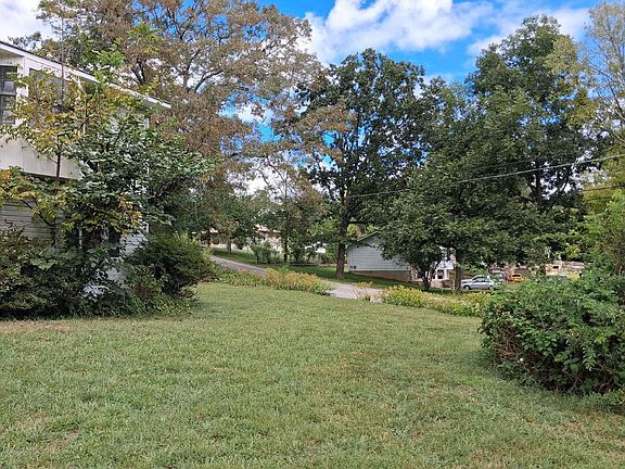 3rd image of 8635 Walnut Rd