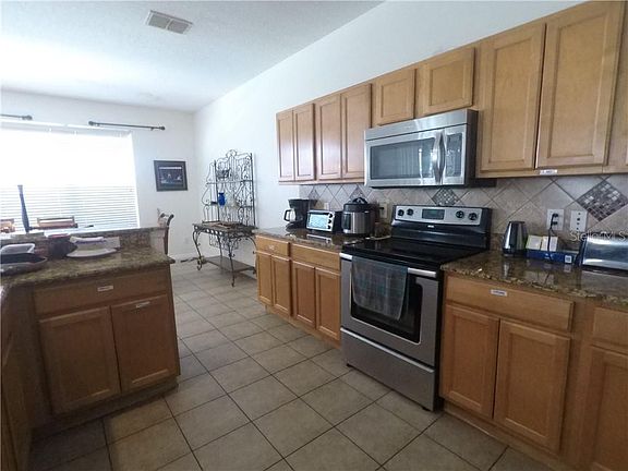 5th image of 1060 Marcello Blvd
