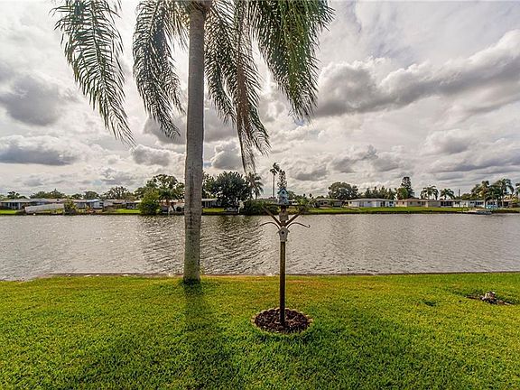 3rd image of 4032 Star Island Dr