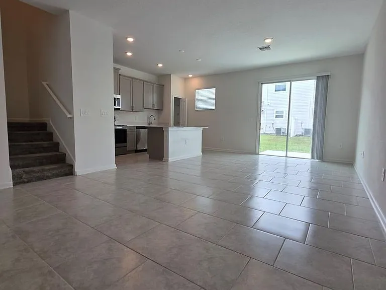 7732 Stone Creek Trl — Photo 8