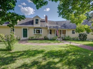 4 Glendale Ave, Sterling, MA 01564