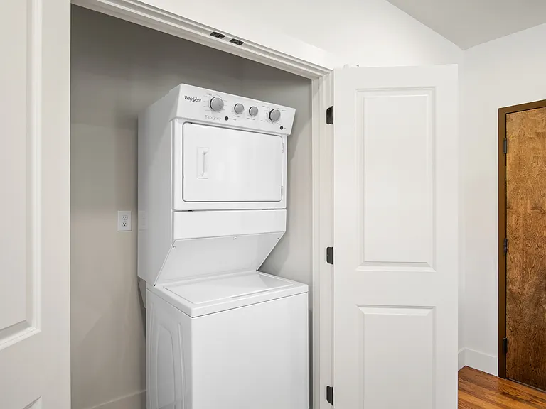 2733 E Magnolia Ave #104 — Photo 5