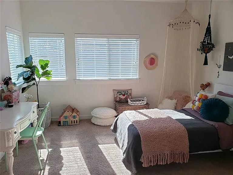 6800 Menchaca Rd #4 — Photo 19