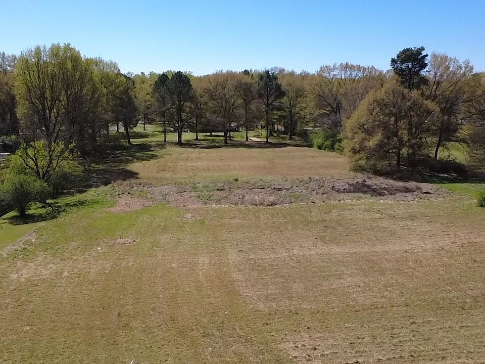 1st image of Pleasant View Rd