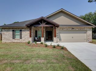 3417 High Cliff Rd, Southport, FL 32409