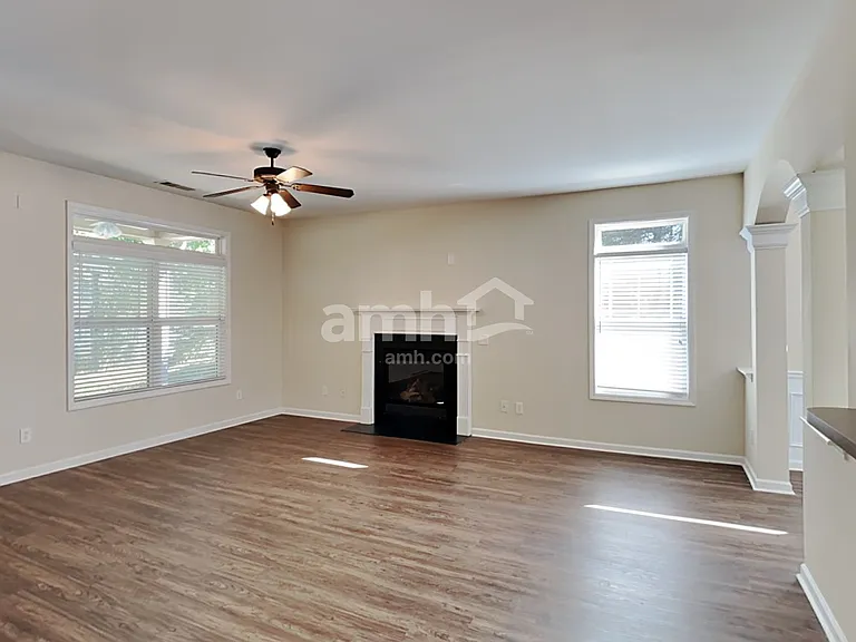 302 Harmony Lake Dr — Photo 8