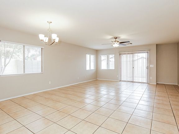 5th image of 8418 W Watkins St