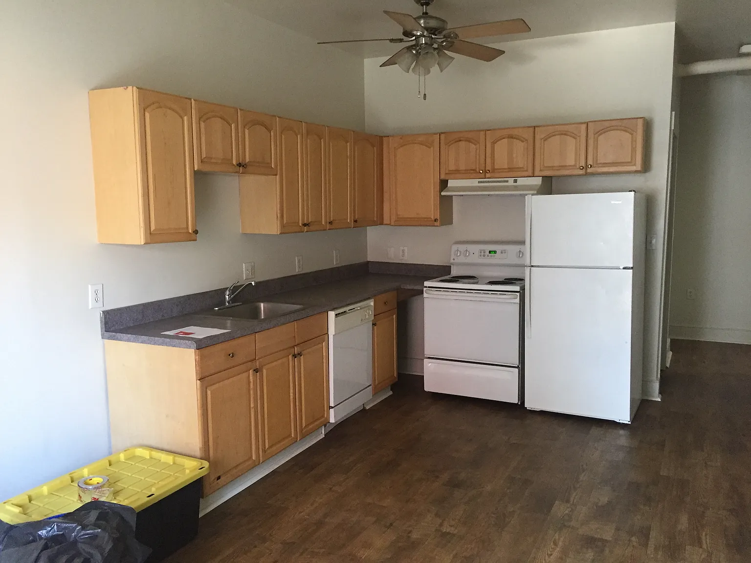 731 W Marshall St — Photo 4