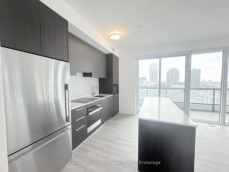 65 Broadway Ave #1609 — Photo 1